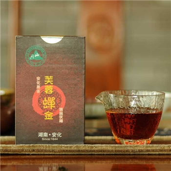 石峰山芙蓉蝉金 金花茯砖茶2009年350克